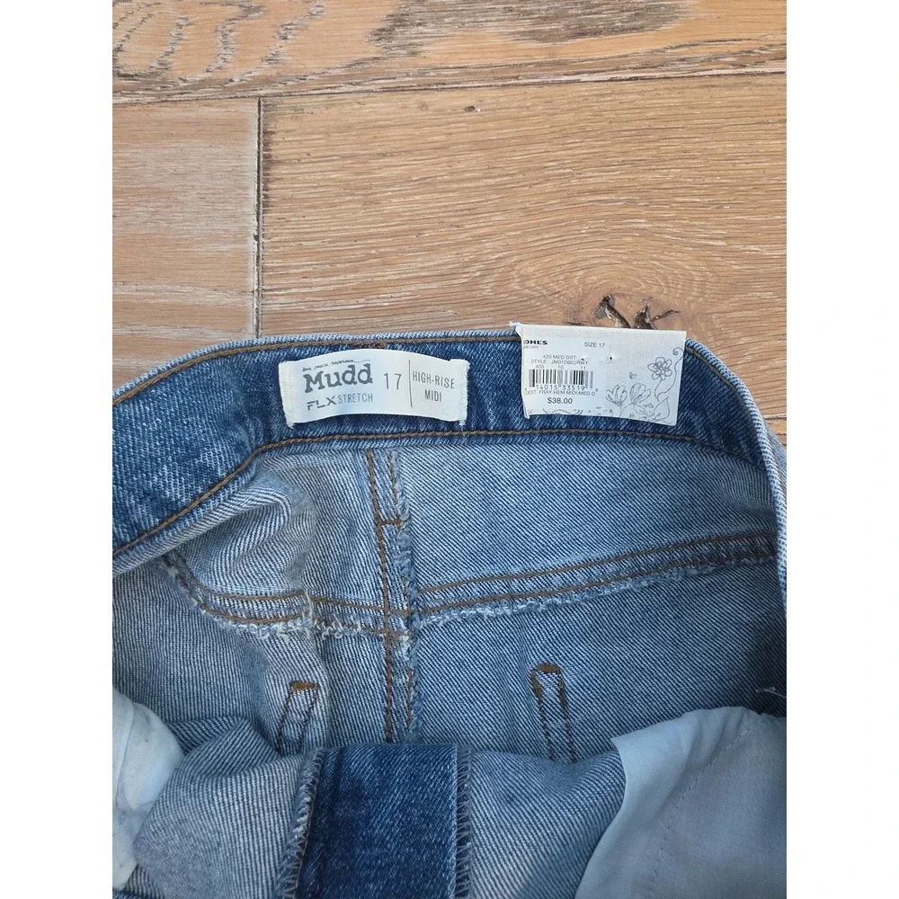 Women's 17 Distressed Denim Jean Shorts Frayed Hem Mudd flx stretch high rise